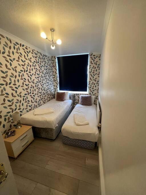 Modern, Family-Friendly Apartment By Hyde Park & Museums London Kültér fotó